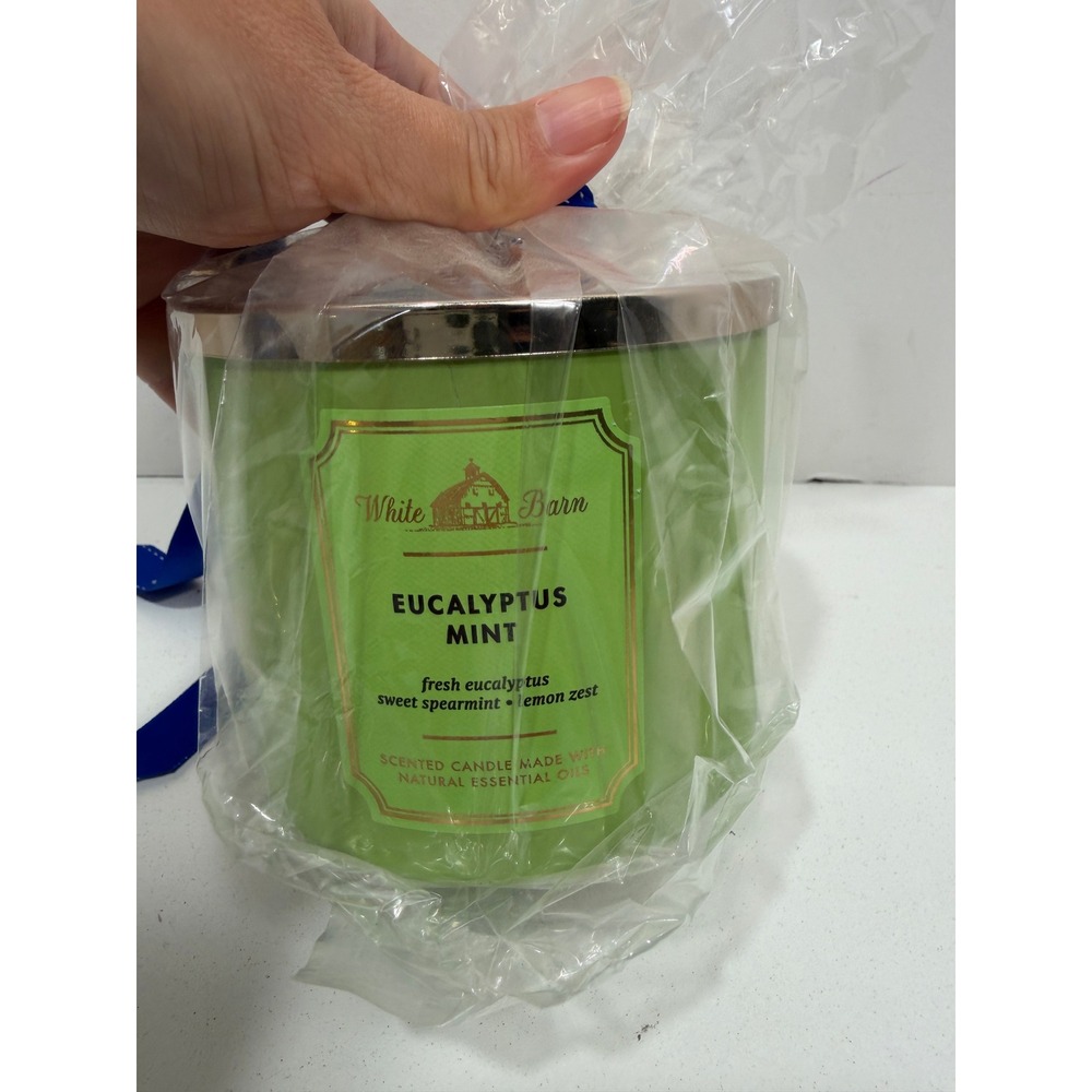 White Barn Eucalyptus Mint 3 Wick Scented Candle 14.5 oz Green Jar New Gift Wrap - Picture 2 of 5